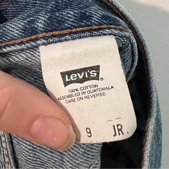 Vintage Levi's Distressed Medium Wash Cut Off Shorts - Picture 10 of 10